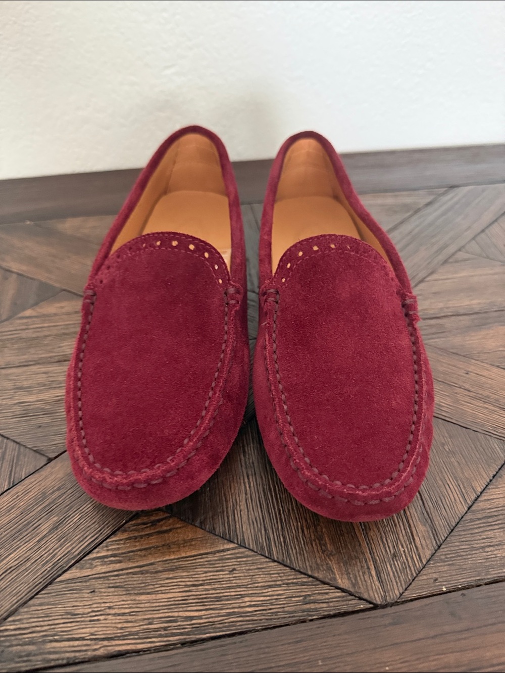 Tod’s Gommino Burgundy Suede Driving Loafers EU 38 US 8 Made in Italy